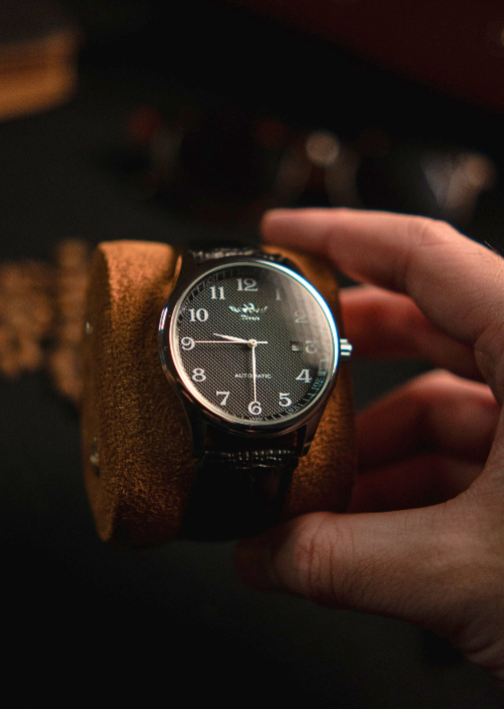 Noble Invicto 40mm