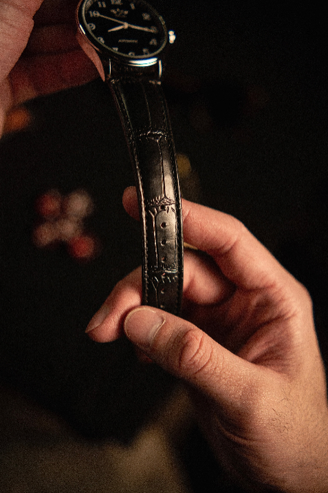 Noble Invicto 40mm